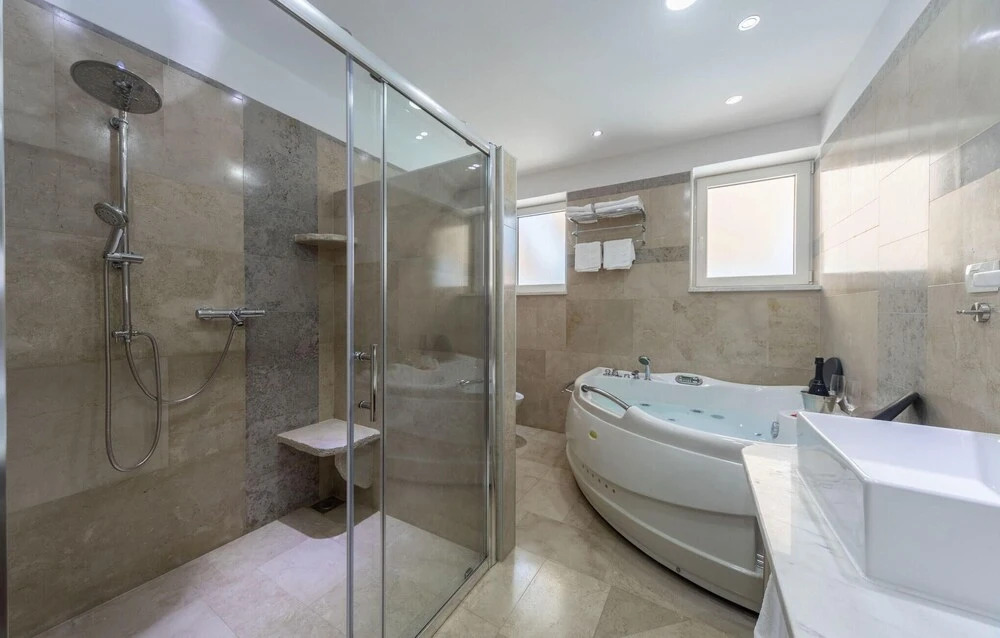 Nice Home in Crikvenica With 4 Bedrooms, Outdoor Swimming Pool and Heated Swimming Pool