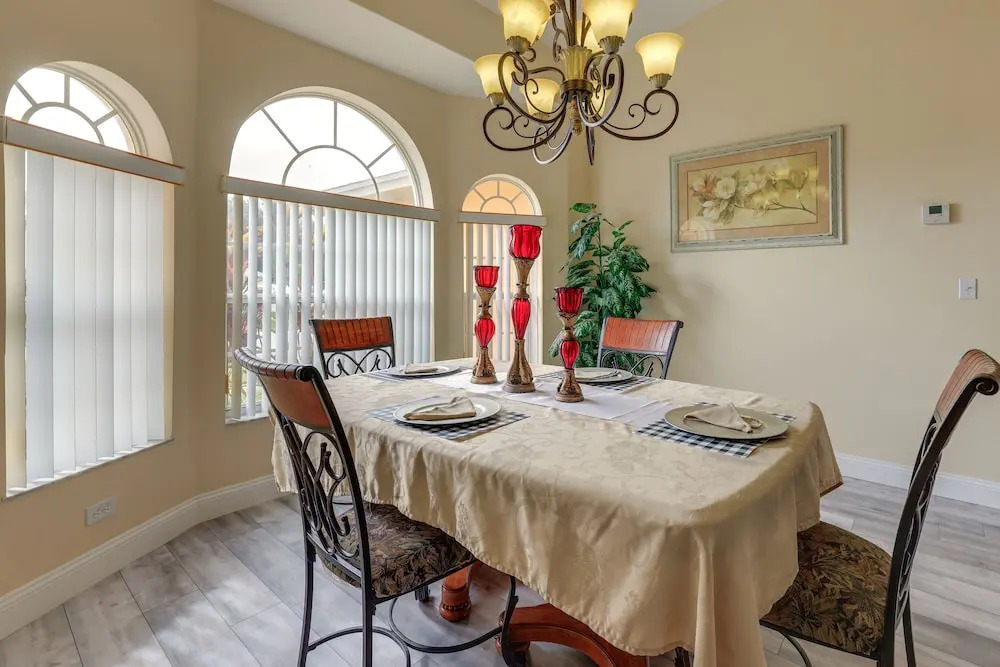 Port St Lucie Home ~ 15 Mi to Jensen Beach Park!