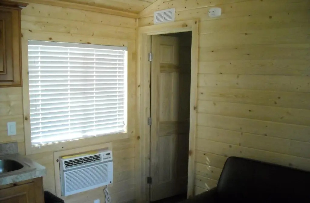 Yosemite Lakes Cottage 47