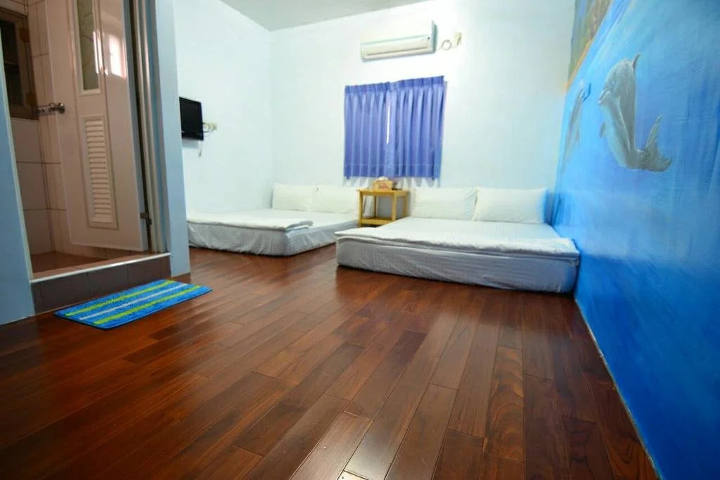 Haichian Hostel