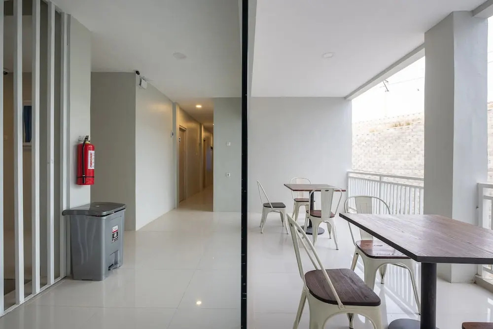 Airy Eco Syariah Tanah Tinggi Daan Mogot Raya KM 23 Tangerang