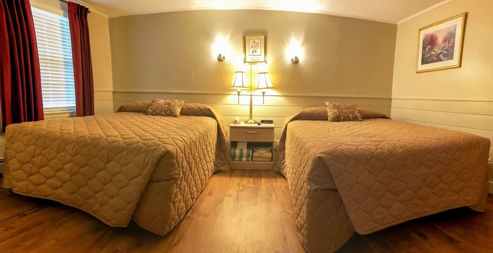 Oxen Yoke Motel