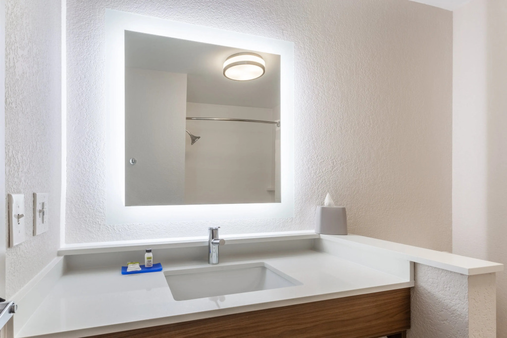 Holiday Inn Express & Suites - Florence - Cincinnati Airport by IHG