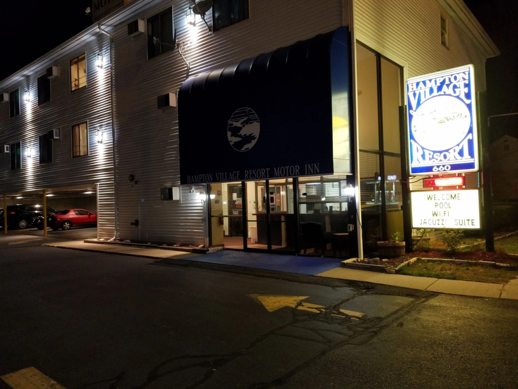 Hampton Village Inn