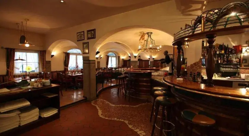 Hotel Restaurant Lebzelter