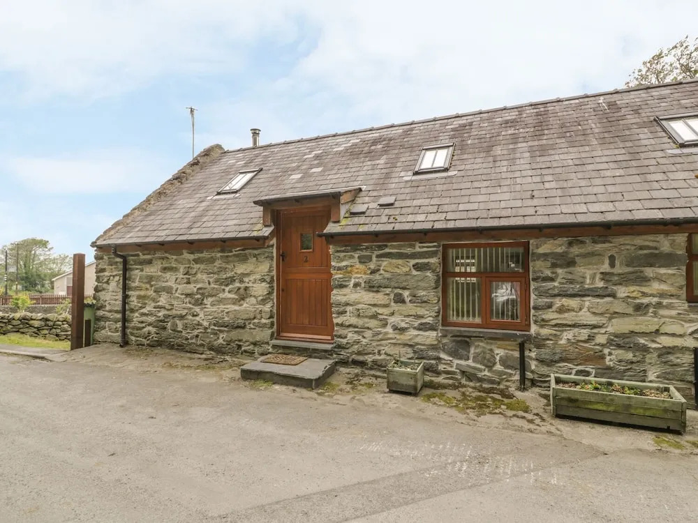 Hendoll Cottage 2