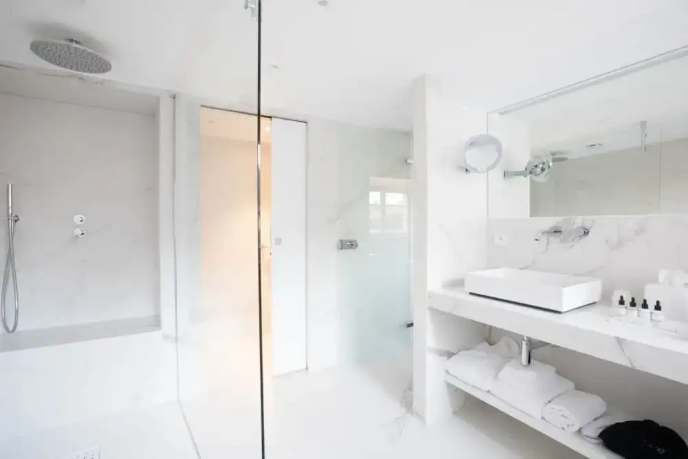 BORD EAU Guest House