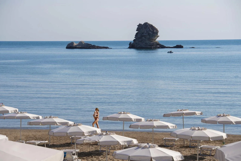 Gattarella Family Resort Puglia - Self catering accommodations in the pinewood