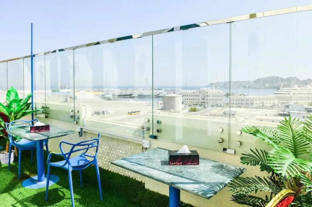 Marina Hotel