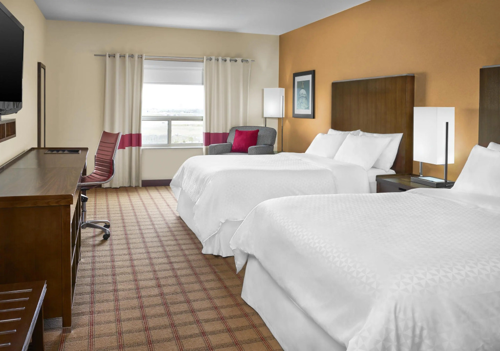 Four Points by Sheraton Edmonton Gateway