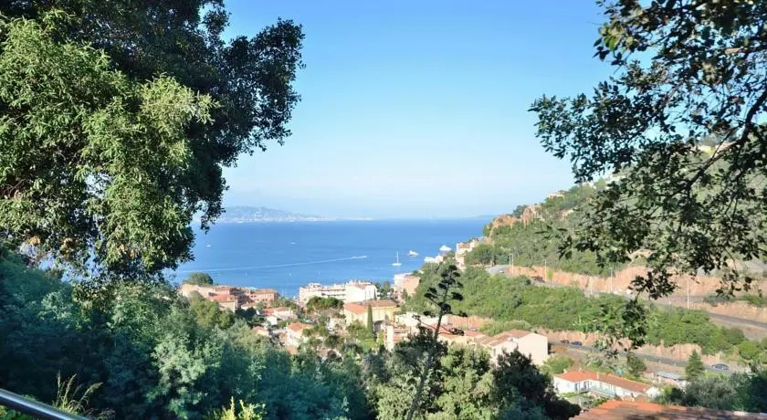 Les Monges