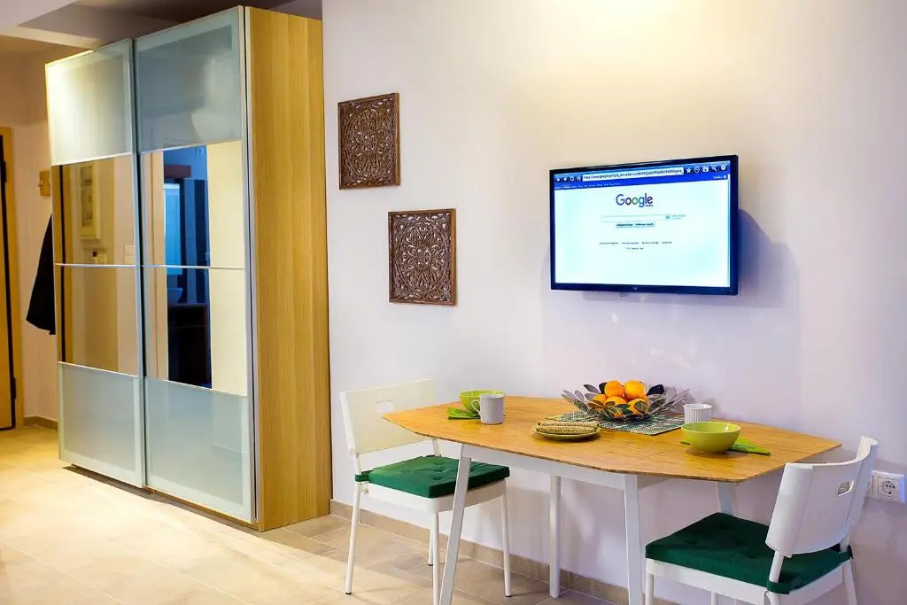 Emerald Suite