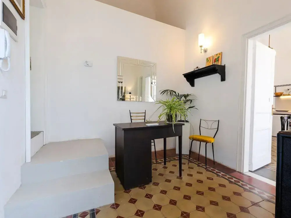 Charming Apartment in Catania Near Castle Ursino