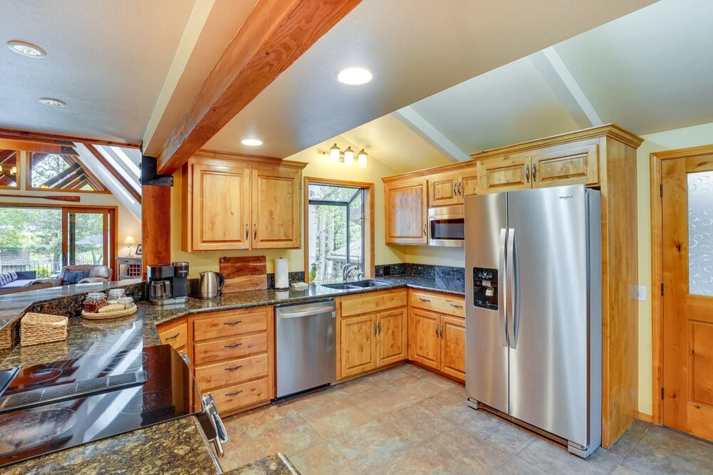 Waterfront Home w/ Hot Tub & Fire Pit in Sunriver!
