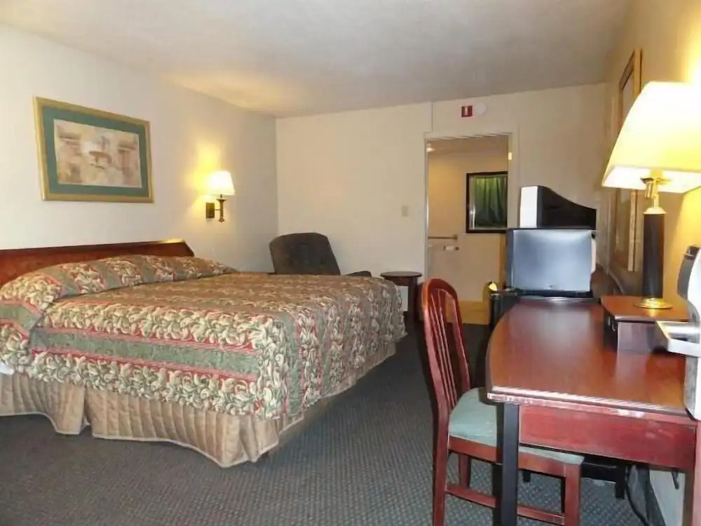 Red Carpet Inn