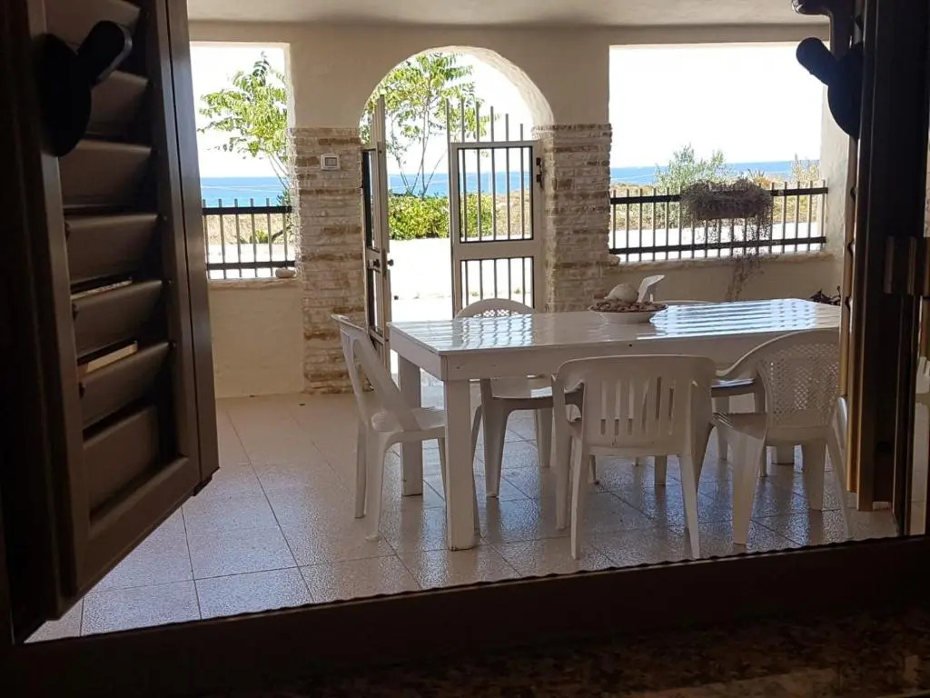 VacanzaPortopalo Confortevole Villetta Marisella 250 m spiaggia
