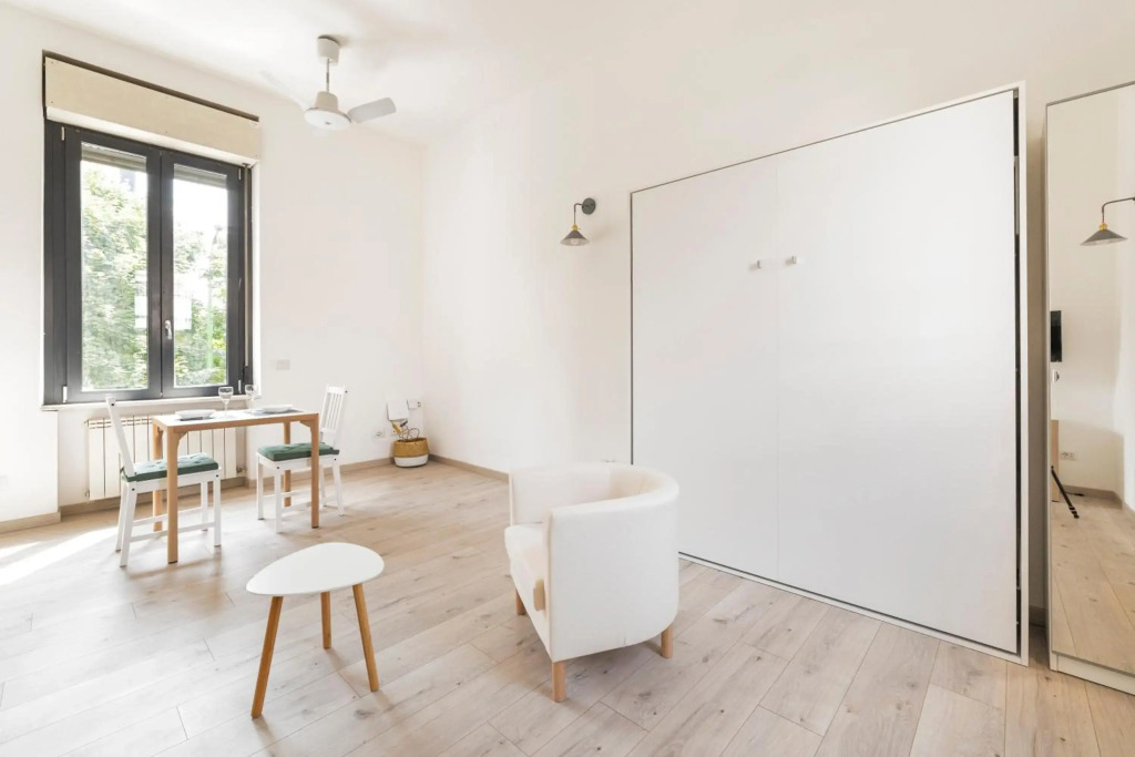 Maciachini Renovated Studio!