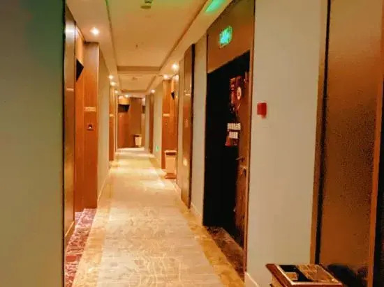 Qingxin Business Hotel