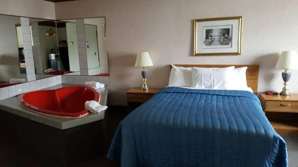 Crystal Inn