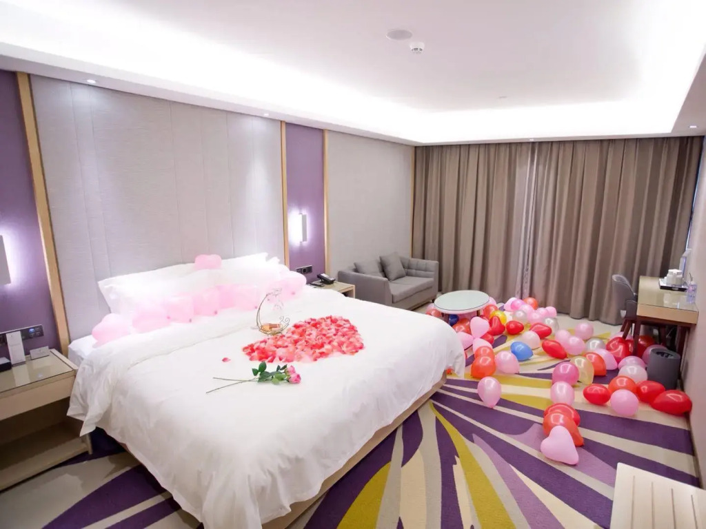 Lavande Hotels·Shenzhen Xili Metro Station
