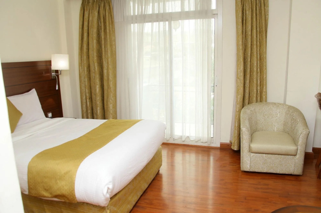 Blue Sky Hotel