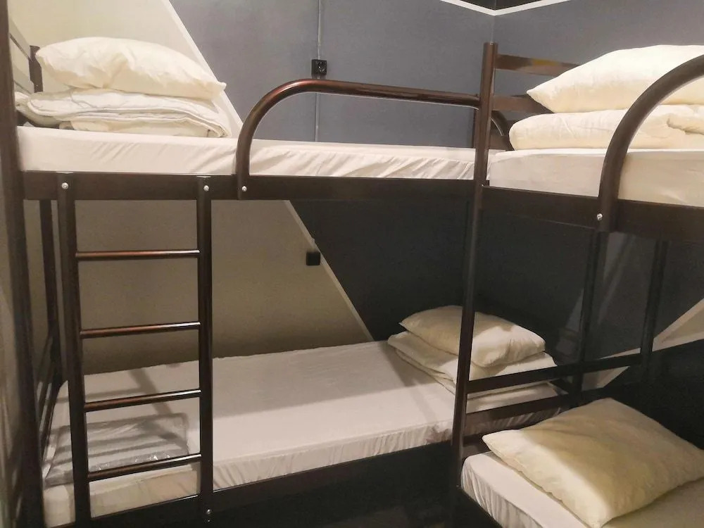 Yourhostel Университет