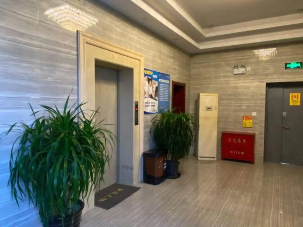 Jinzi Business Hotel