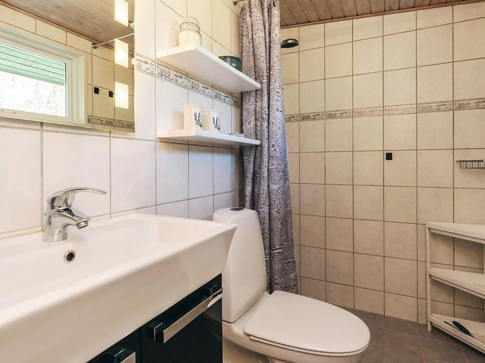 6 Person Holiday Home in Dannemare
