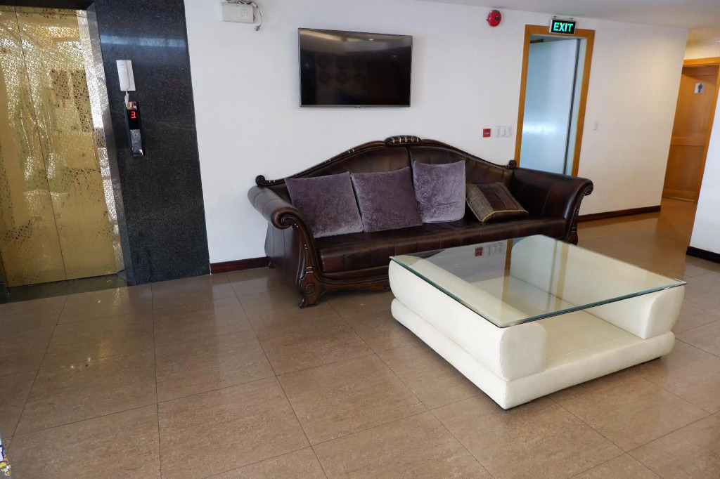 Sai Gons Book Hotel - The Airport Front