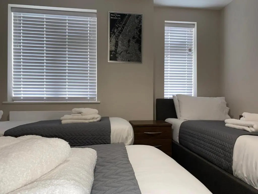 Roomotel - Sir Robert Peel Court