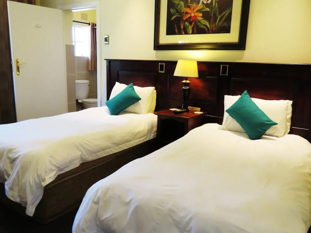 Howick Falls Hotel