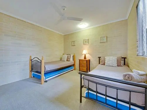 Murray Street Apartments