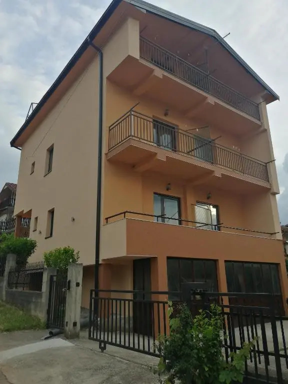 Villa Geros Trpejca