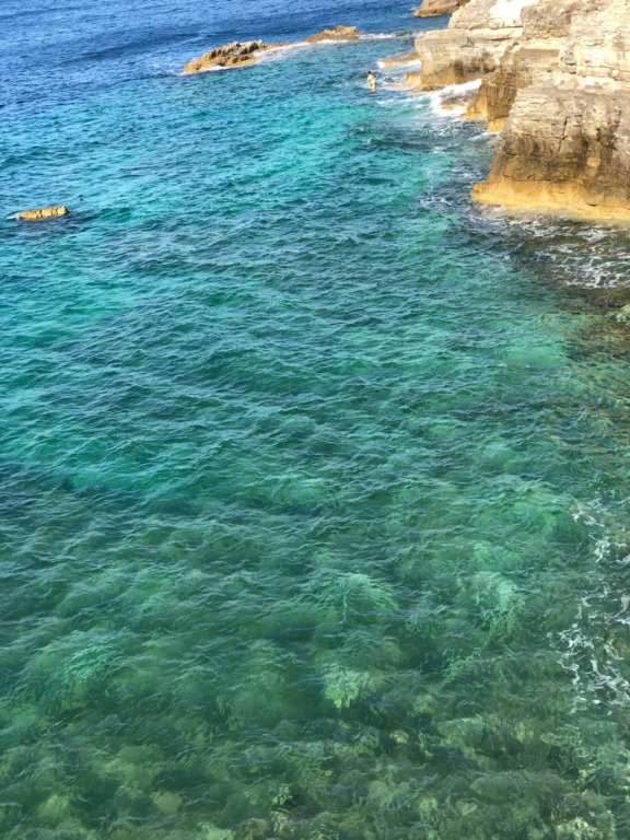 Apt by the sea 1