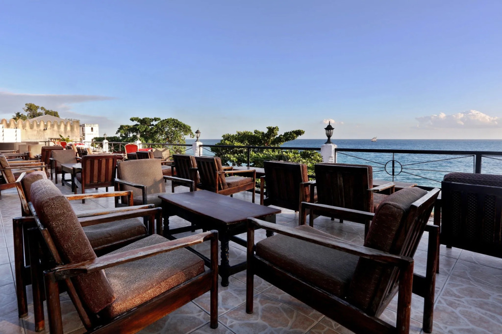 Africa House Hotel