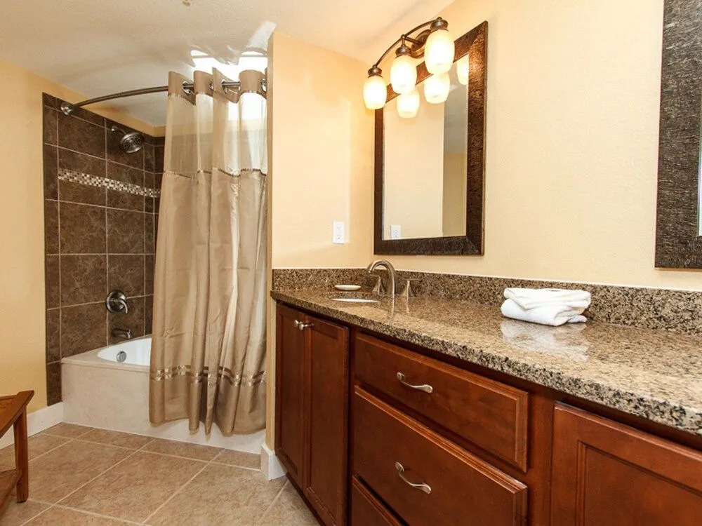 Islander by Brooks and Shorey Resorts