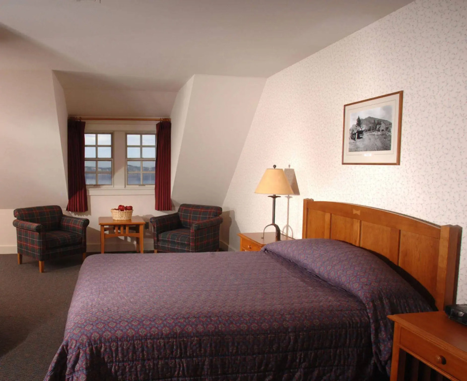 Crater Lake Lodge - Inside the Park