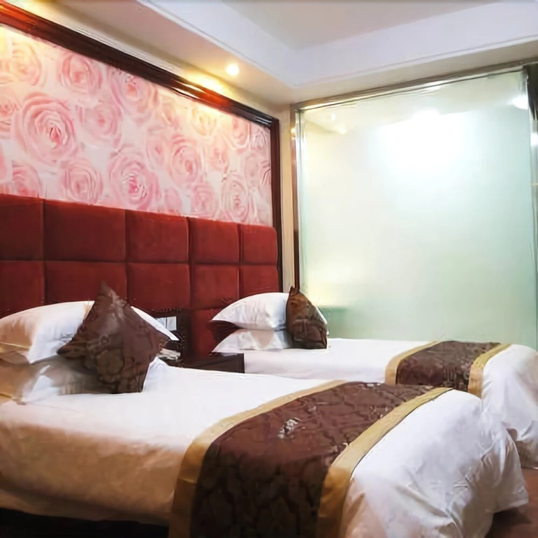 Leeline Hotel