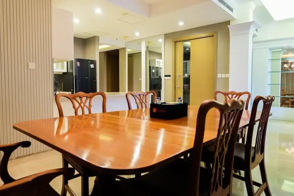 Luxurious 3br Senopati Suites Apartment Near Scbd