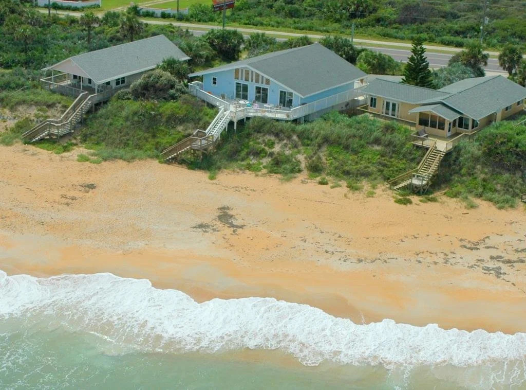Blue Ocean Breeze 5 Br home by RedAwning