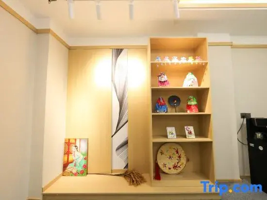 Hanhanjia·Smart Light Luxury B&B (Yanji Yanbian University Korean Folk Park Branch)