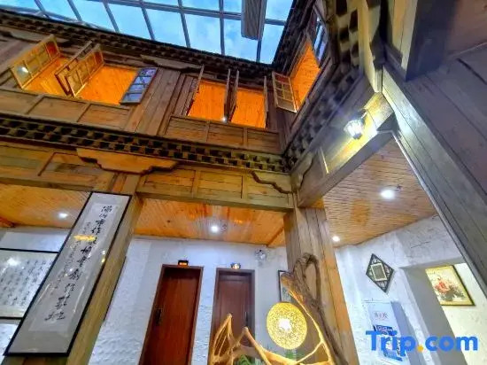 Ling Yun Boutique Hotel