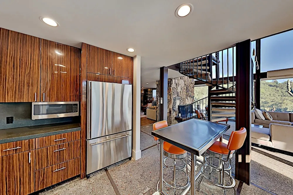 1734mdnj 4 Bedroom Home