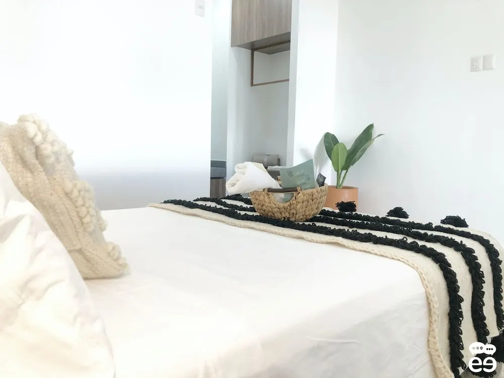 Marina Solé Loft 3 (J-3)