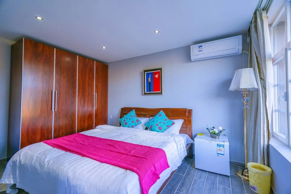 Yiyun Rural Residence Siji ChristmasTown