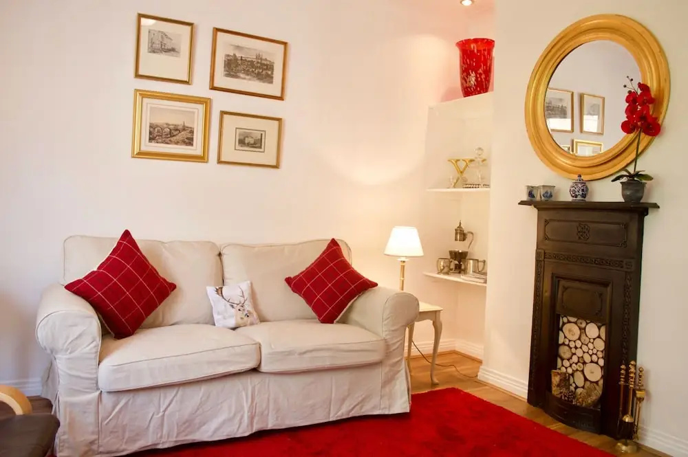 1 Bedroom Flat Near City Centre