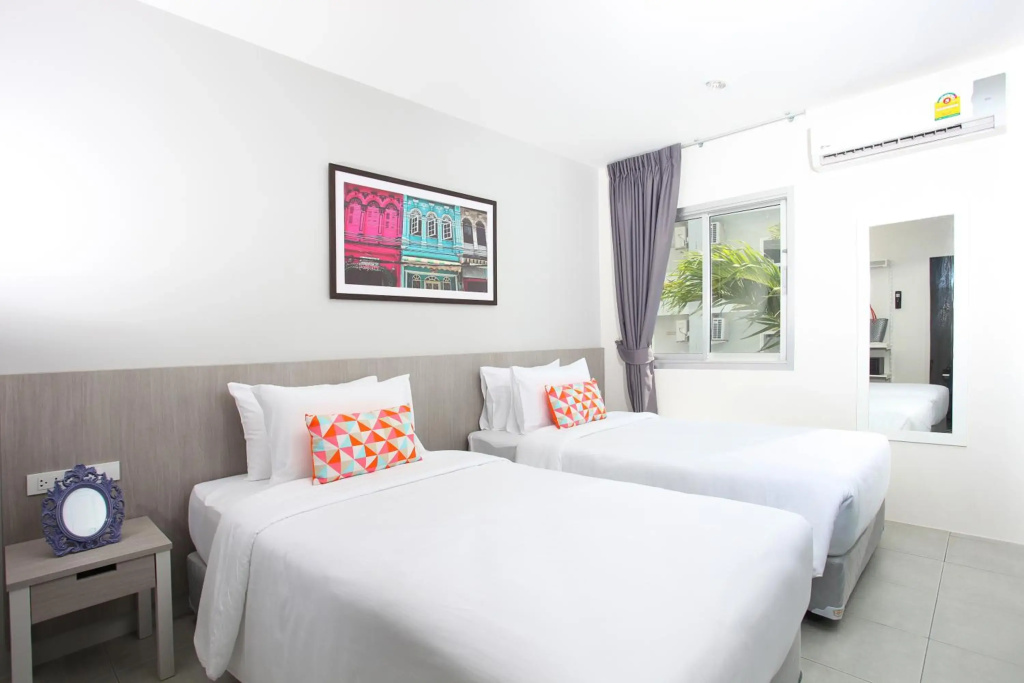 Recenta Phuket Suanluang by Deevana