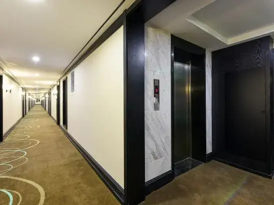 Xiya Hotel (Xiong'an New District Anxin Branch)