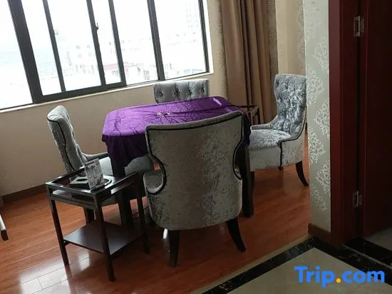 Peng'an Pengyue Business Hotel
