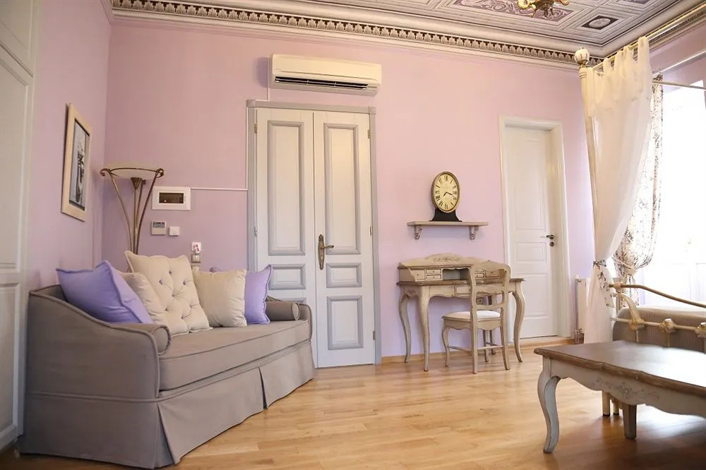 Nostos Hotel